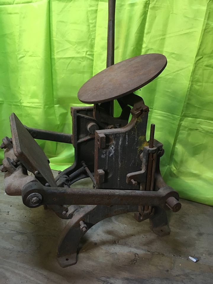 Rusted antique Craftsman Superior printing press before restoration